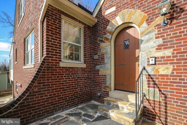 Building Photo - 10202 Frederick Ave