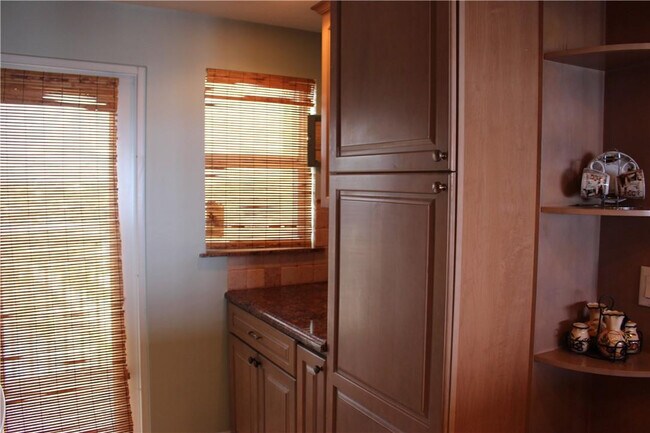 Building Photo - 750 N Ocean Blvd