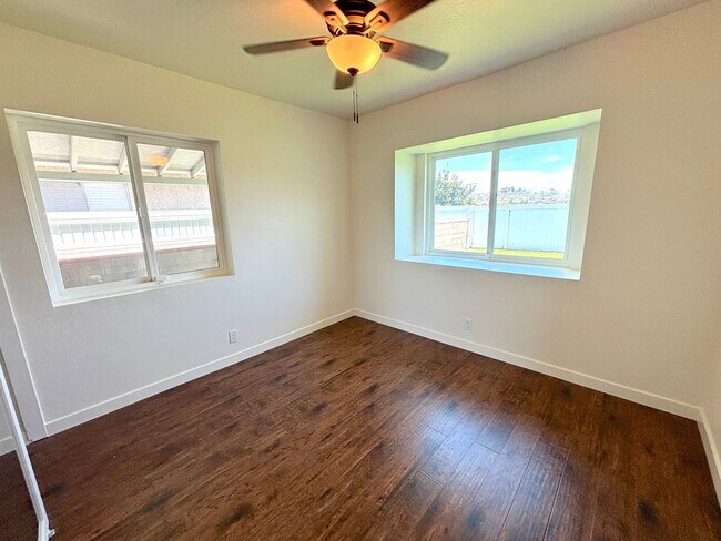 Building Photo - 4 Bedroom home located in beautiful La Habra neighborhood