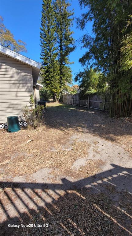 Building Photo - 801 E Osborne Ave