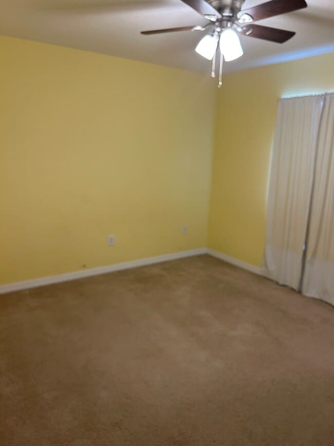 Building Photo - 5313 River Rock Rd