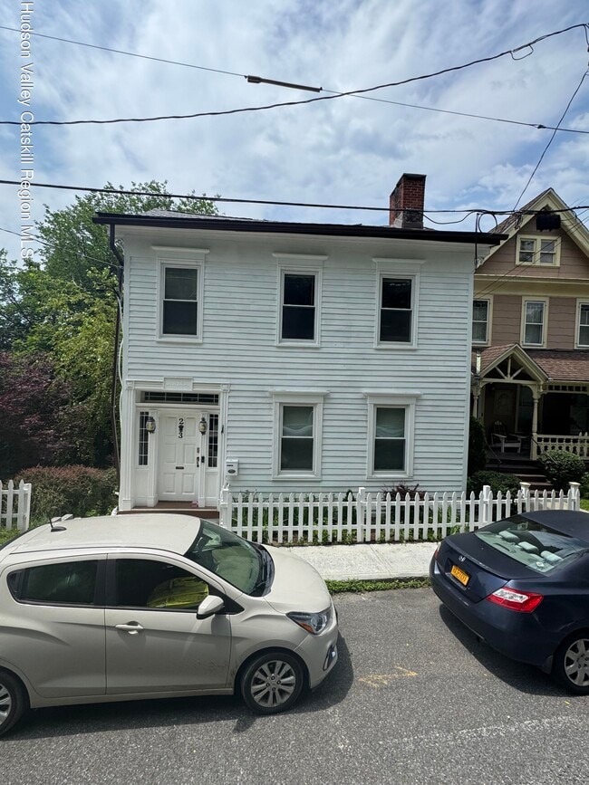 Primary Photo - 23 Franklin St