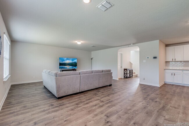 Building Photo - 9610 Baytown Coast