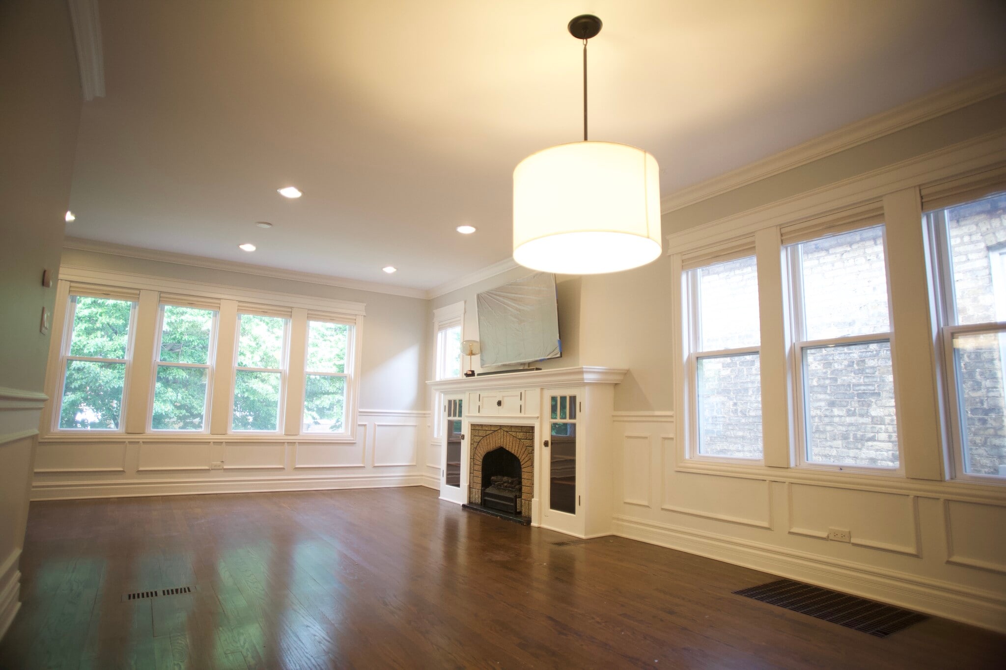 Building Photo - 3018 N Kostner Ave