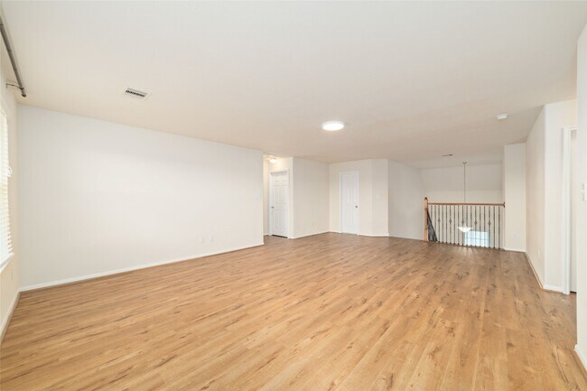 Building Photo - 8919 Inglebrook Ln