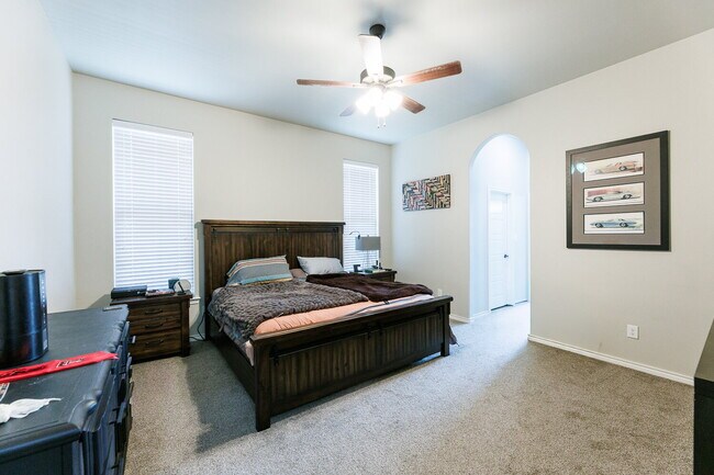 Building Photo - Spacious 4 Bed Home Near Frenship Schools | Modern Build | 2022 Construction