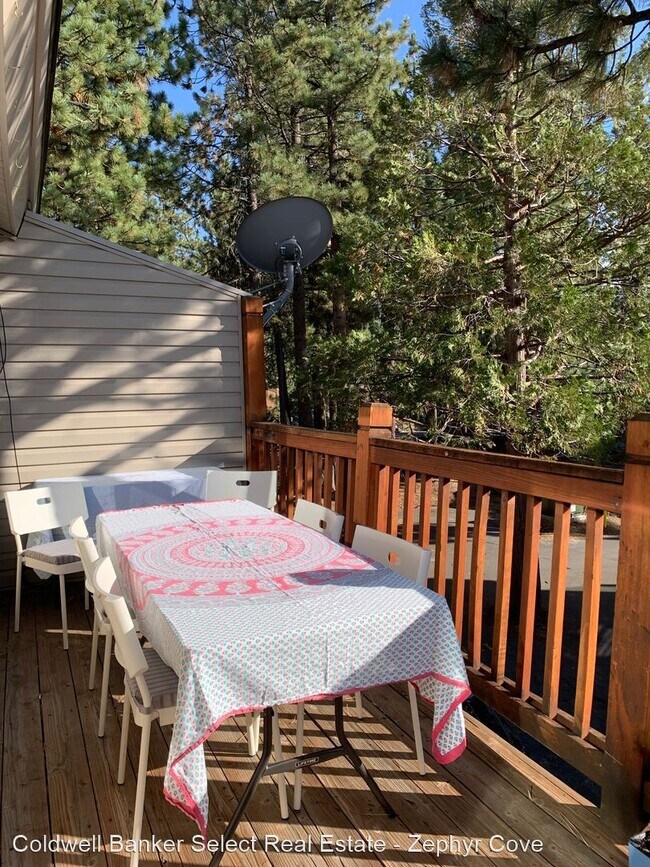Building Photo - 4 br, 3 bath House - 116-B Snowbird Court
