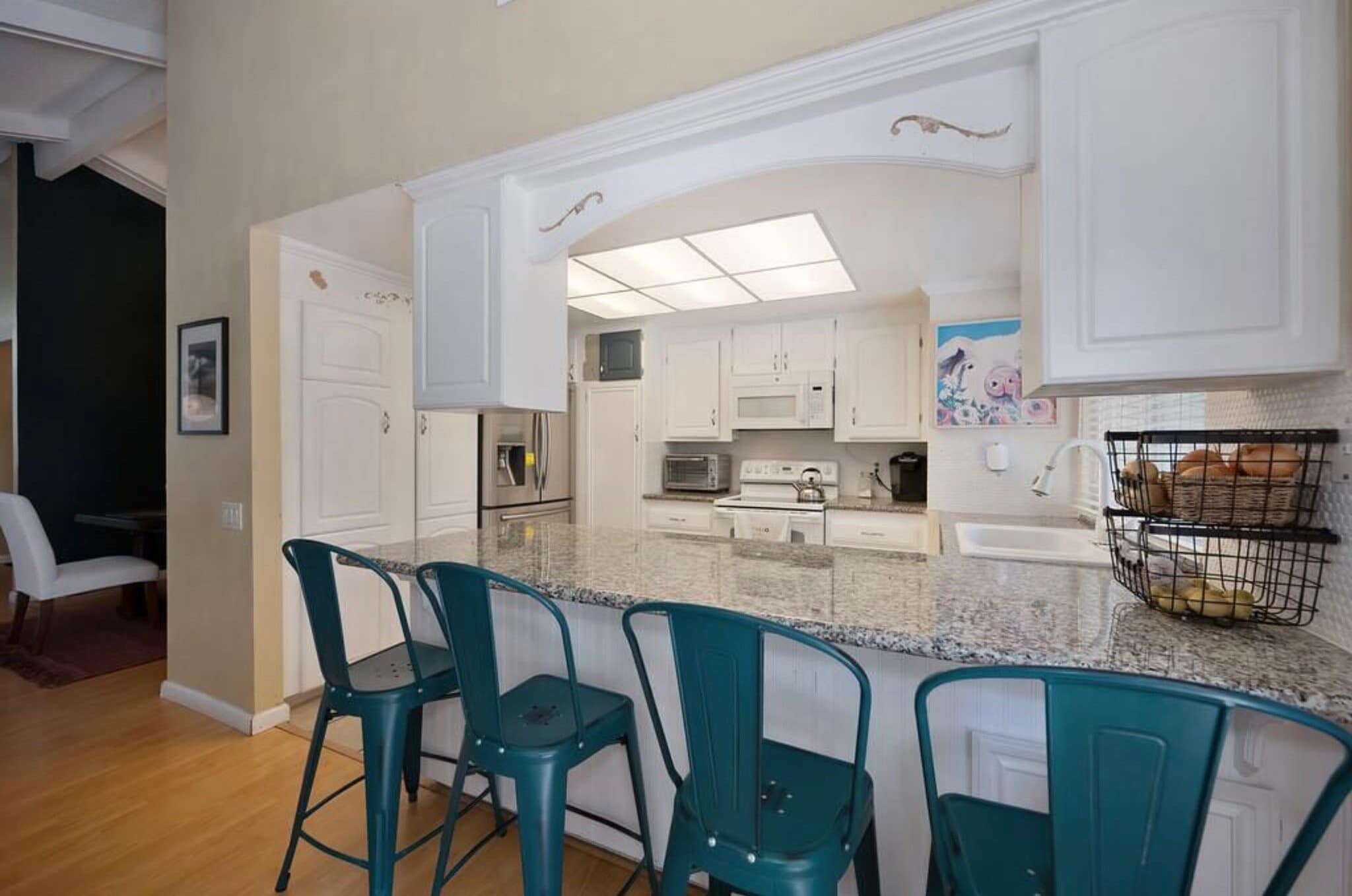 Building Photo - 9348 Blue Oak Dr