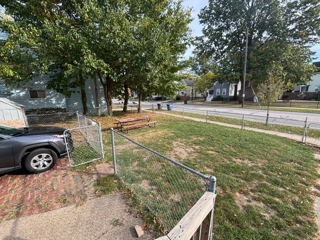 Building Photo - 1541 Hopkins Ave