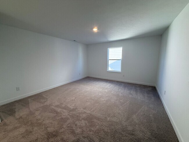 Building Photo - 936 Shadow Dr