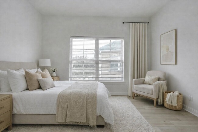 Building Photo - 5 Versante Ct