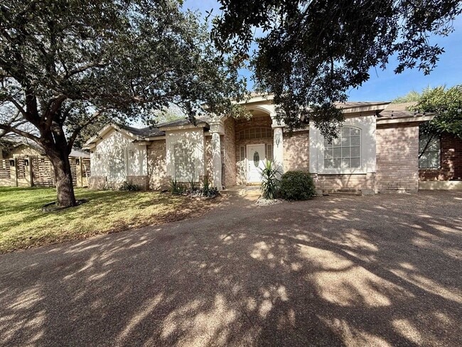 Building Photo - 12613 River Bend Cir