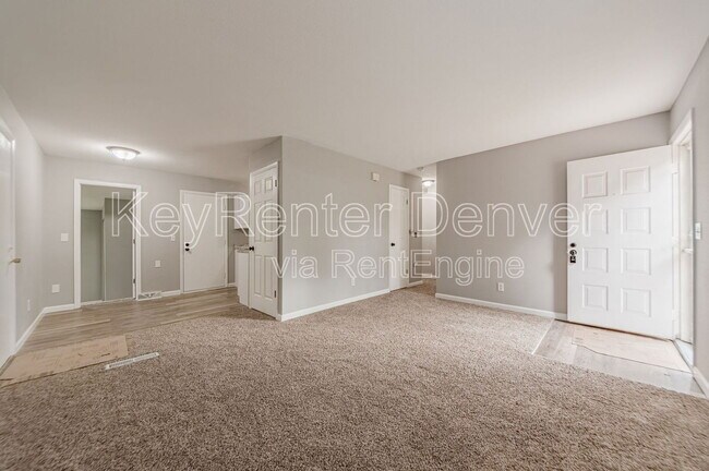 Building Photo - 10300 W 107th Ct