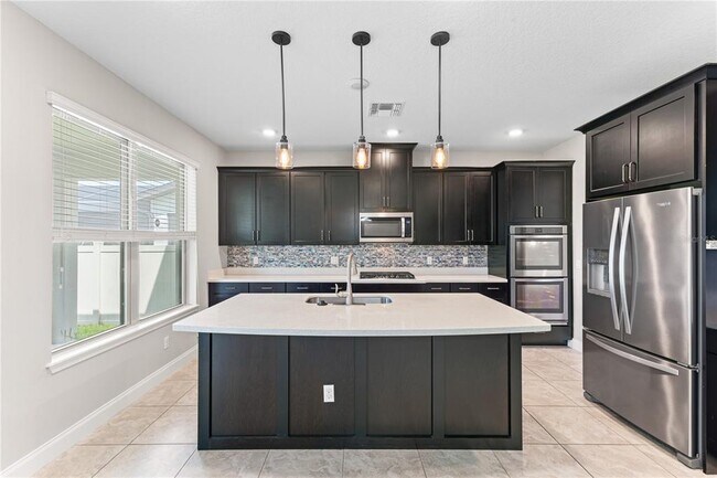 Building Photo - 13572 Gorgona Isle Dr.