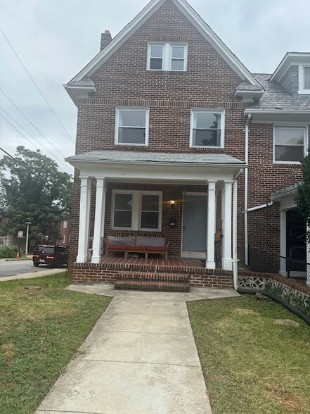 Primary Photo - 721 N Woodington Rd