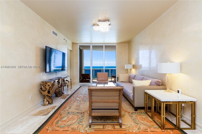 Building Photo - 16001 Collins Ave