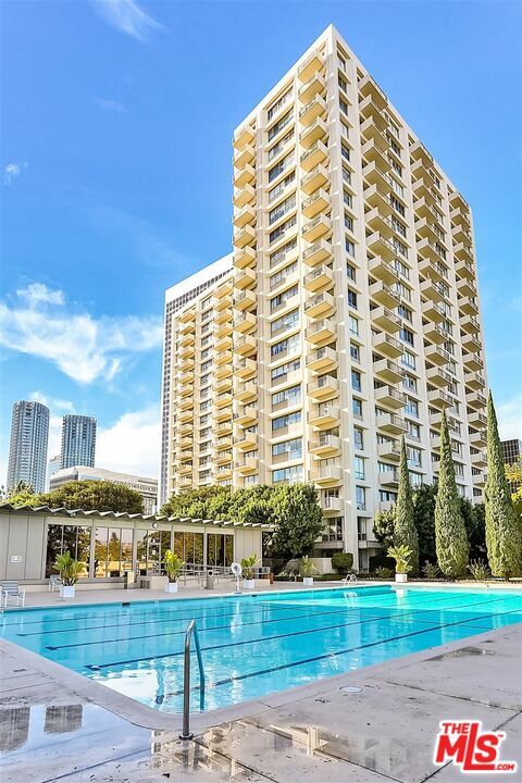 Building Photo - 2160 Century Park E