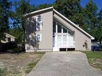 Building Photo - WATERS EDGE