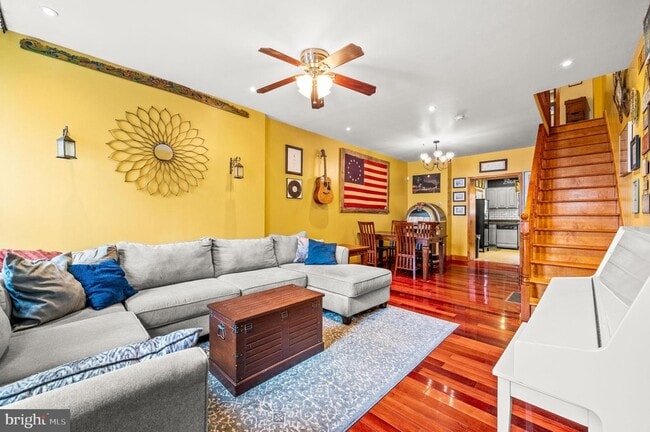 Building Photo - 1520-1522 Dorrance St