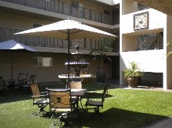 Courtyard - Bahia Jewell