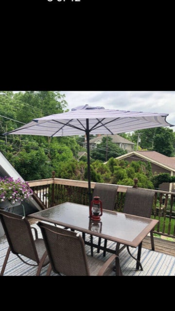 2nd floor deck - 140 Broadway