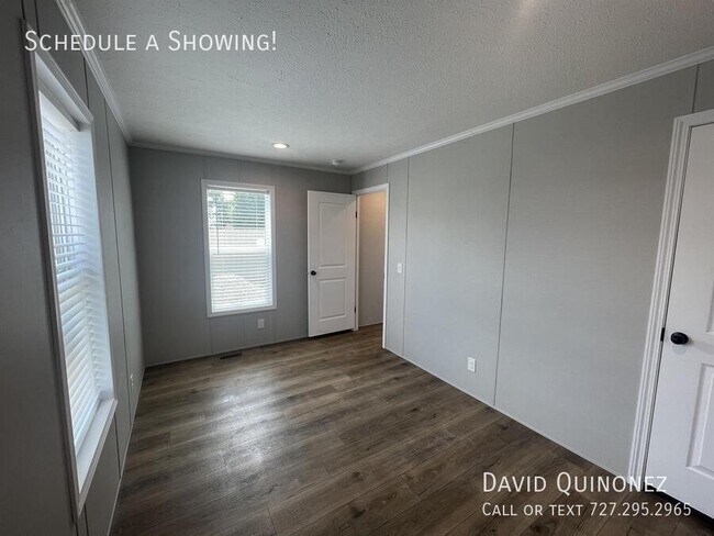 Building Photo - 701 Mill St