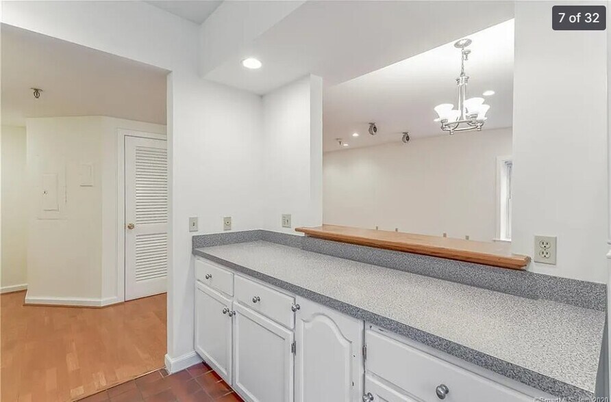 Building Photo - 126 Washington St