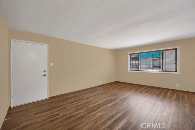 Building Photo - 2214 2nd St