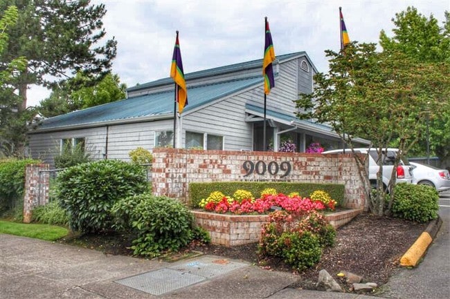 Building Photo - Easton Ridge