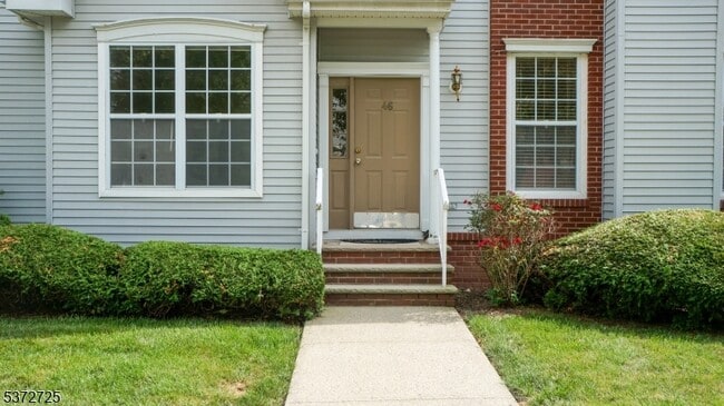 Building Photo - 46 Gordon Cir