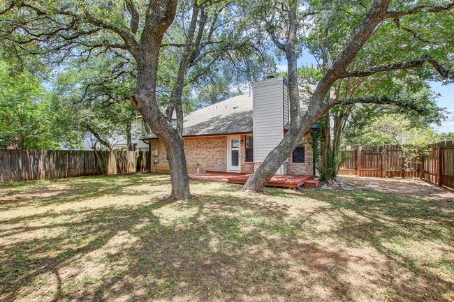 Building Photo - 17516 Klamath Falls Dr