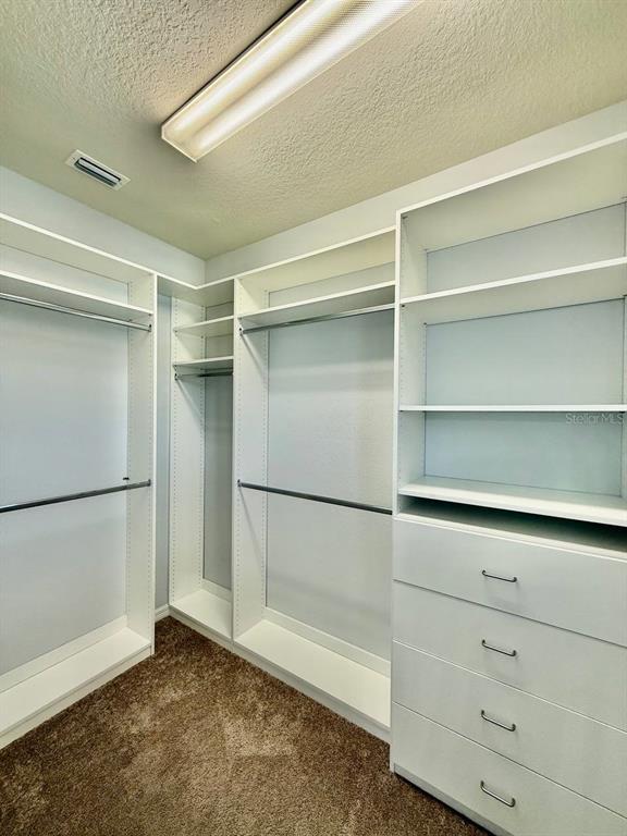 Building Photo - 18824 Birchwood Groves Dr