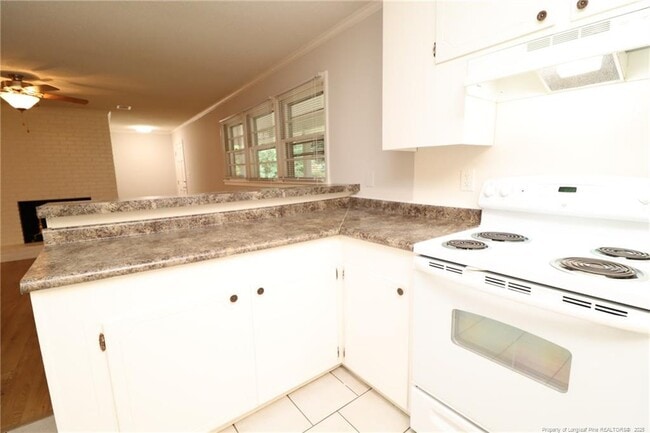 Building Photo - 1426 Old Trinity Cir