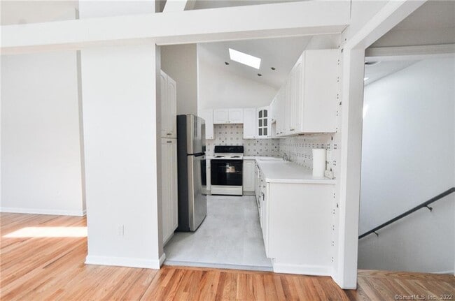 Building Photo - 1500 Redding Rd