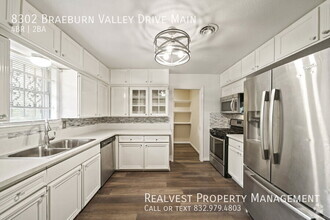 Building Photo - 8302 Braeburn Valley Dr