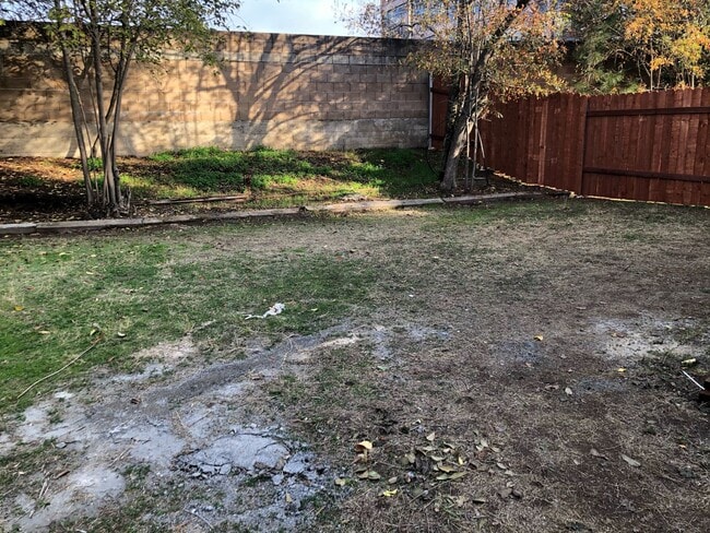 Building Photo - 3258 Strevel Way