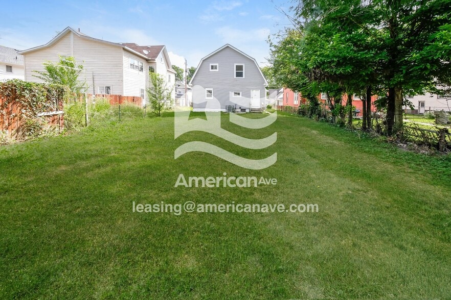 Building Photo - 50 N Sherman Dr