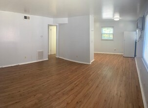 Building Photo - 3646 Northdale Pl