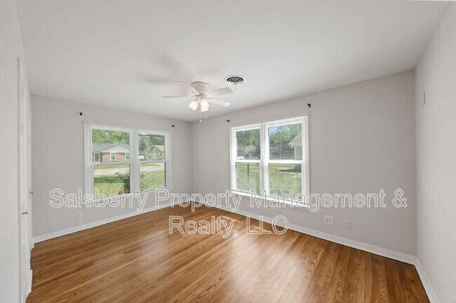 Building Photo - 5601 N Schilder Dr