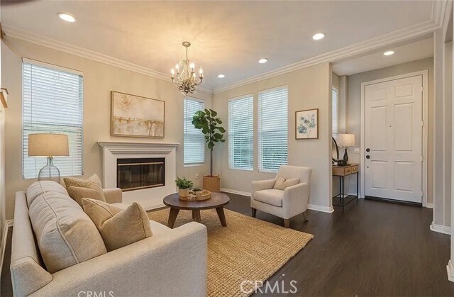 Building Photo - 3715 Club Rancho Dr