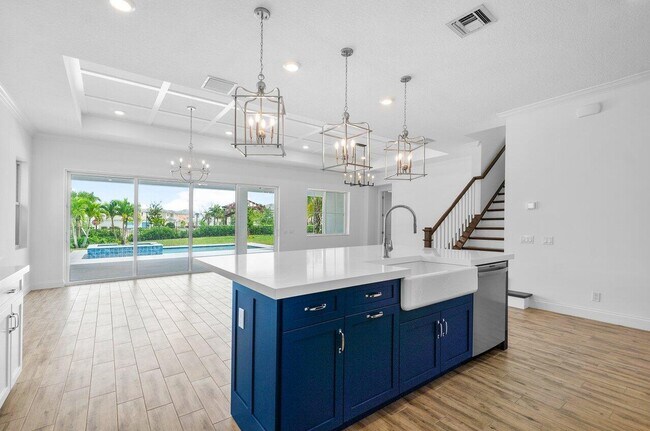 Building Photo - 12289 Waterstone Cir