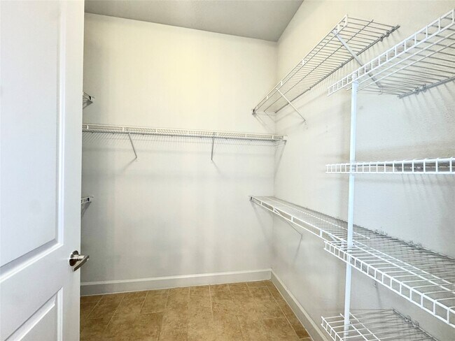 Building Photo - 3333 Weslayan St