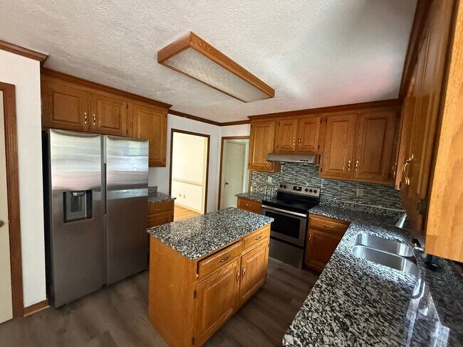 Building Photo - 8207 Whirlaway Dr