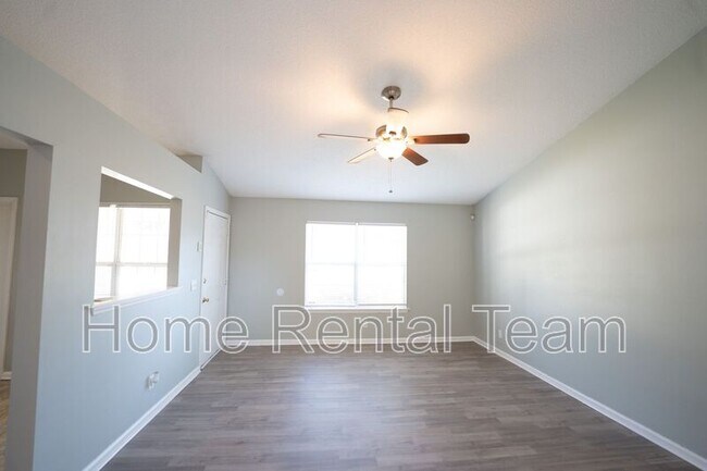 Building Photo - 148 Finn Cir