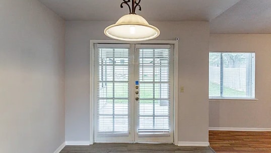 Building Photo - 16503 Fox Den