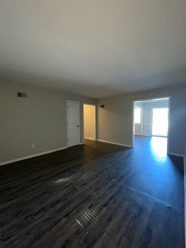 Building Photo - 8036 Campbell St