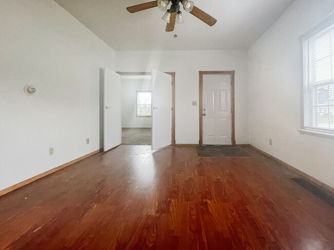 Building Photo - Double Lot with Detached Garage Access