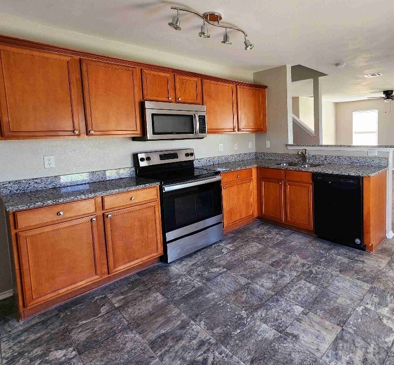 Building Photo - 7109 Little Mohican Dr