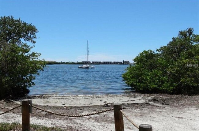 Building Photo - 1868 Wharf Rd