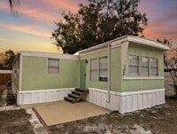 Building Photo - 102 Laureti Ln